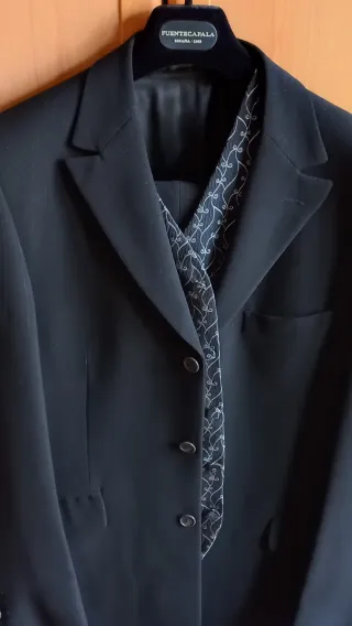 Traje de novio FUENTECAPALA negro/plata