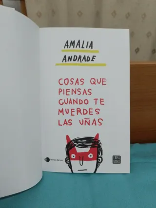 Cosas que piensas cuando te muerdes las uñas