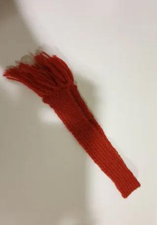 Bufanda tejida para muñeca