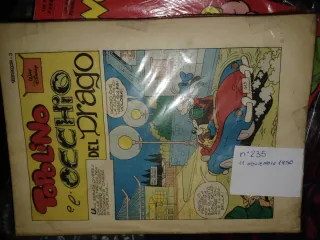 Lote 85 Fumetti Topolino con placca in metallo