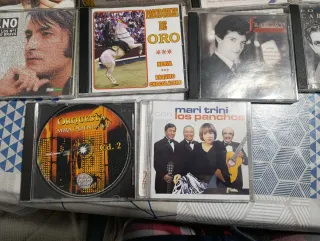cds de música y películas