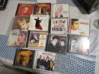 cds de música y películas