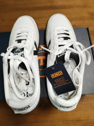 Zapatillas unisex Múnich, color blanco y negro