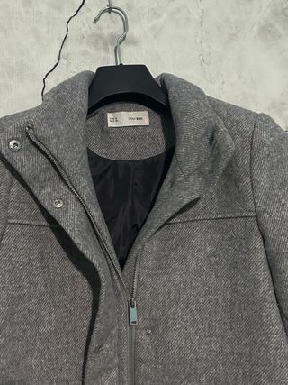 Chaquetón gris