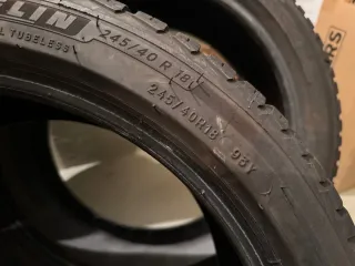 2 Michelin 245/40R18 93Y