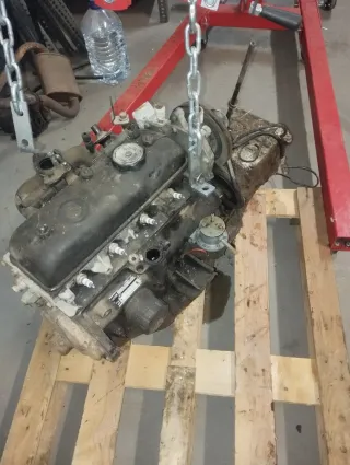 Motor y caja Renault 6 689-96