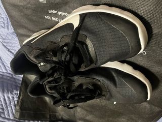 Zapatillas Nike Negras y Blancas