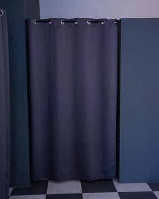 Probadores metálicos circulares con cortinas