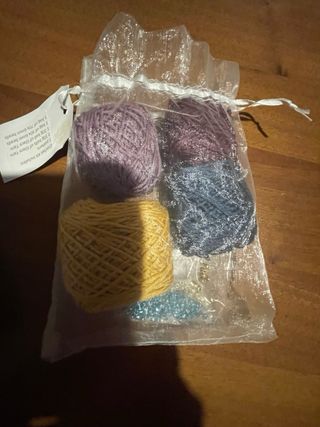 Kit ricamo sacchetto con perline