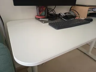 Escritorio Bekant Blanco