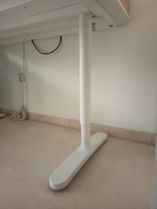 Escritorio Bekant Blanco