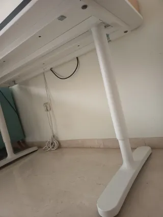 Escritorio Bekant Blanco