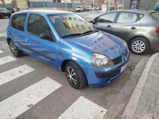 Renault Clio 2005