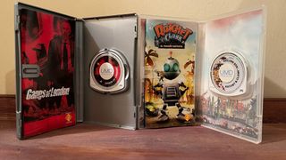 Pacchetto 6 giochi PSP completi