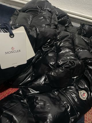 Abrigo Moncler Negro Talla M Con Etiquetas