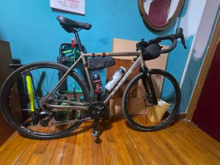 Bicicleta Gravel talla L ESCUCHO OFERTAS URGE