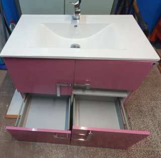 Mueble de baño lacado suspendido y espejo