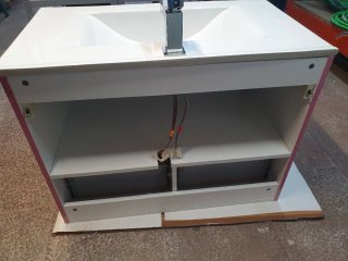 Mueble de baño lacado suspendido y espejo