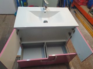 Mueble de baño lacado suspendido y espejo