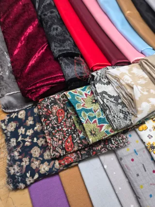 Lote 26 retales telas Variadas 2.8kg