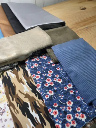 Lote 26 retales telas Variadas 2.8kg