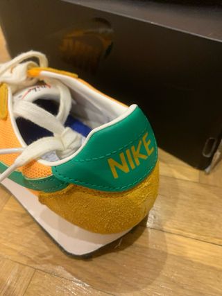 Zapatillas nike LD-1000 amarillas talla 40