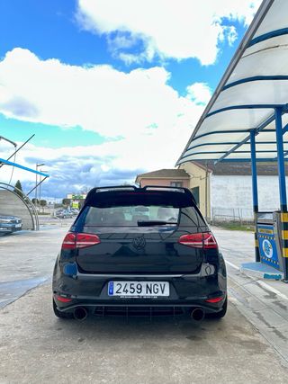 Volkswagen Golf 2015