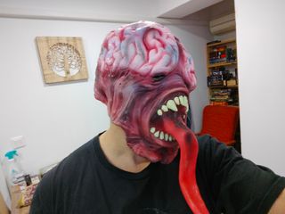 Máscara Nemesis Resident Evil 2