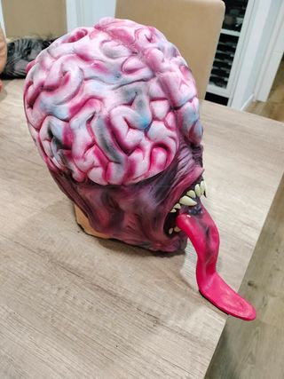 Máscara Nemesis Resident Evil 2