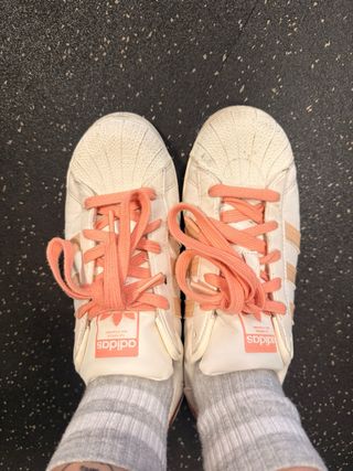 Zapatillas Adidas Superstar Blancas y Rosas