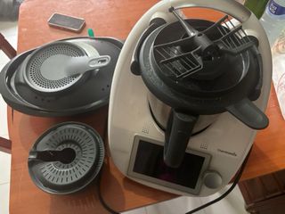 Thermomix quasi nuovo + friggitrici