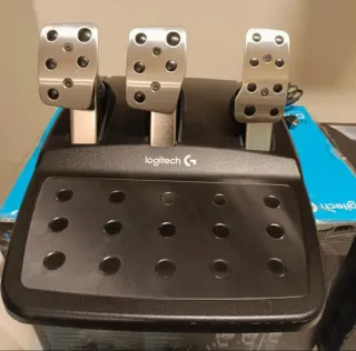 PEDALES LOGITECH