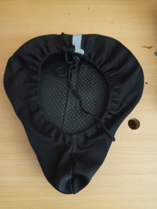 Sillín MTB Negro + Fundas Gel todo el lote