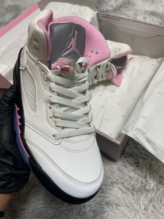 Jordan 5 Retro Medium Rosa Tenue