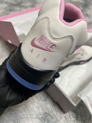 Jordan 5 Retro Medium Rosa Tenue