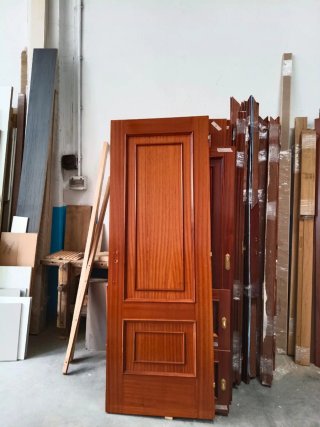 Lote de 10 puertas madera sapely, solo recogida
