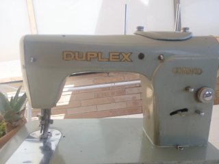 Máquina de coser Comaco Duplex