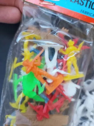 Figuras coleccionables comansi. Blister SIN ABRIR.