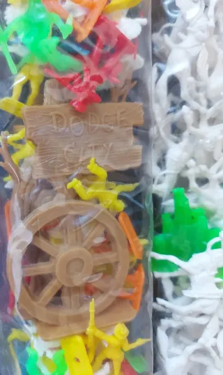 Figuras coleccionables comansi. Blister SIN ABRIR.