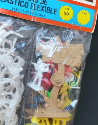 Figuras coleccionables comansi. Blister SIN ABRIR.