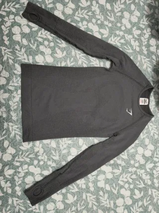 Camiseta deportiva gris Gymshark