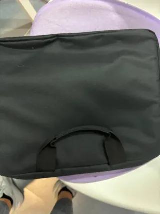 HP EliteBook i5 8ª Gen SSD 14” + Maletín negro