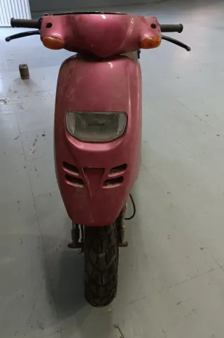 Piaggio Typhoon Scooter Rosa