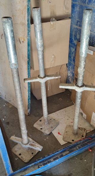 Husillos Macizos 80cm para Andamios