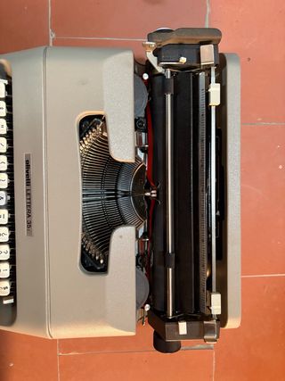 Olivetti Lettera 35i Máquina Escribir Portátil