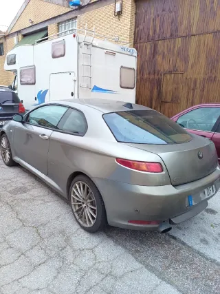 Alfa Romeo GT 2005