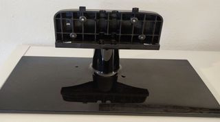 Samsung 32” LED TV + Fire TV Stick