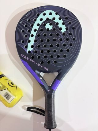 Palas de pádel HEAD Zephyr y botes Dunlop