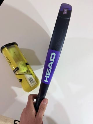 Palas de pádel HEAD Zephyr y botes Dunlop