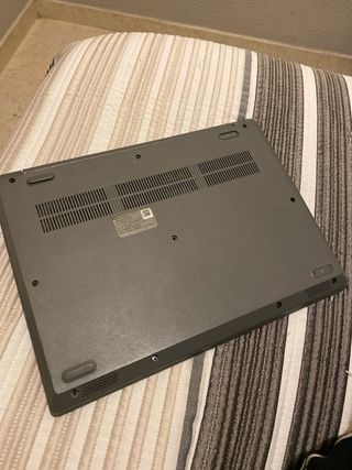 Portátil Lenovo IdeaPad 3